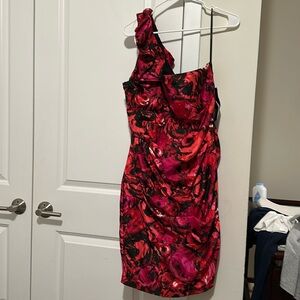 Roulette dress one shoulder size 14